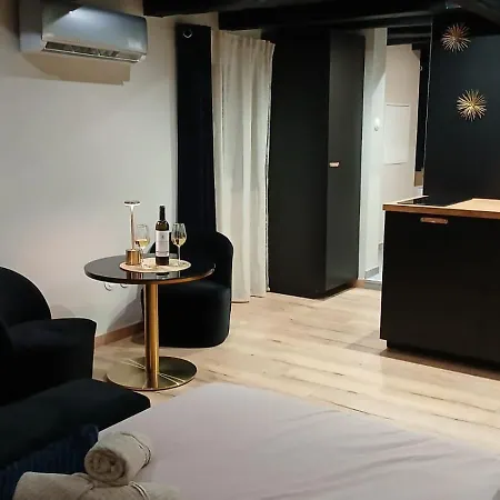 Love Room Saphir Betschdorf Exterior photo